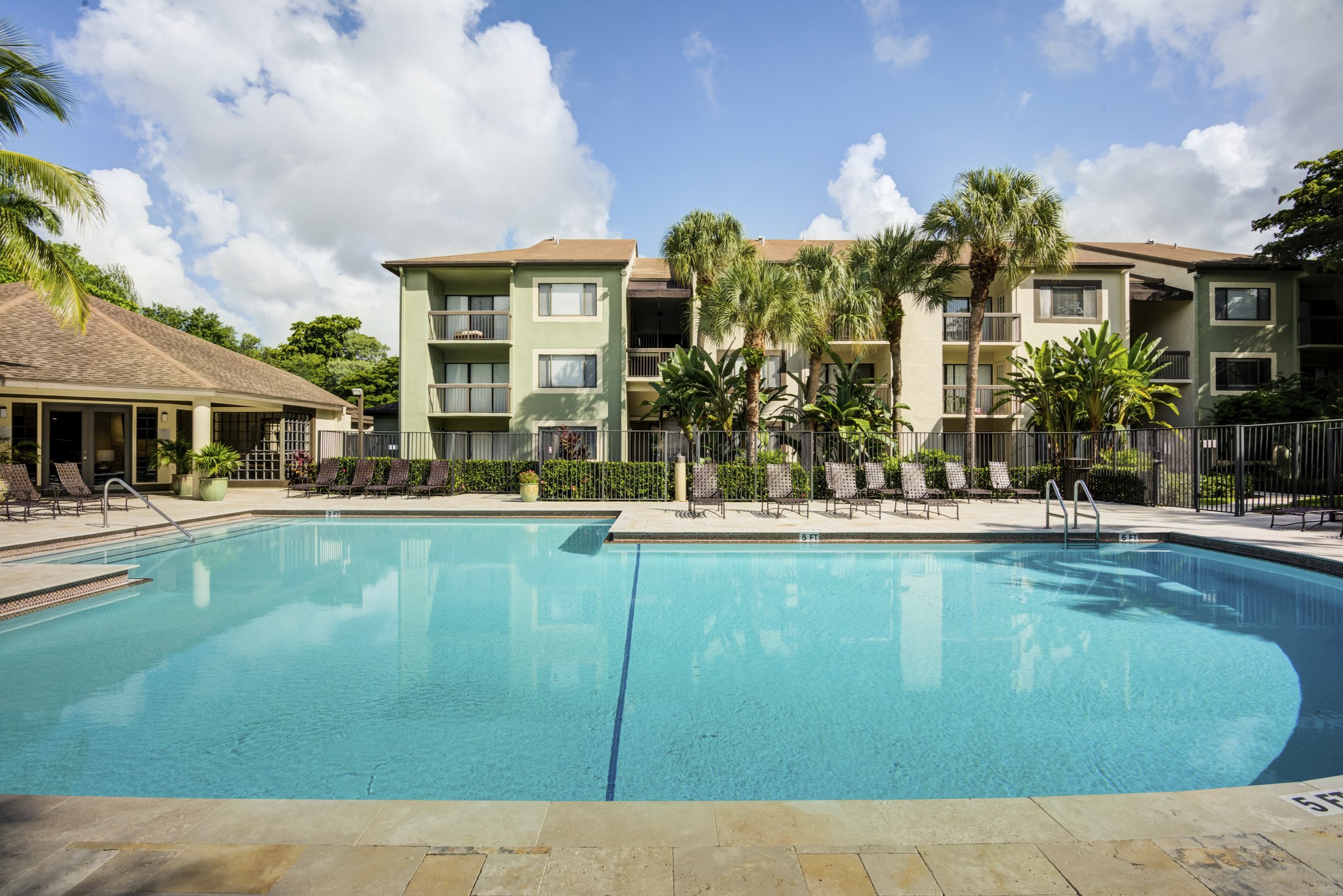 Lakes Of The Meadow Apartments for Rent Miami, FL RENTCafé